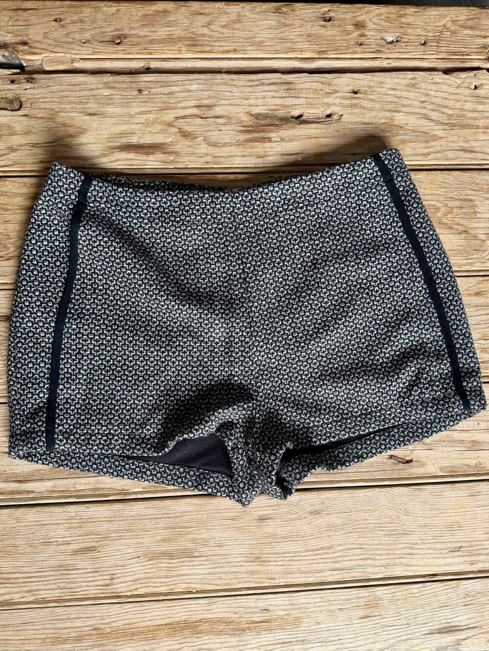 Black White Tweed Shorts Small Coquette Bodycon Chic
